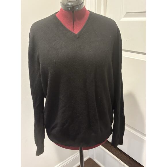 Lacoste Black Cashmere V Neck Sweater, XL - Picture 2 of 9